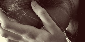 Eine Affäre - was möchtest Du mir sagen? Eine Frau, die verzweifelt ist